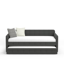 Tufted Daybed with Trundle
